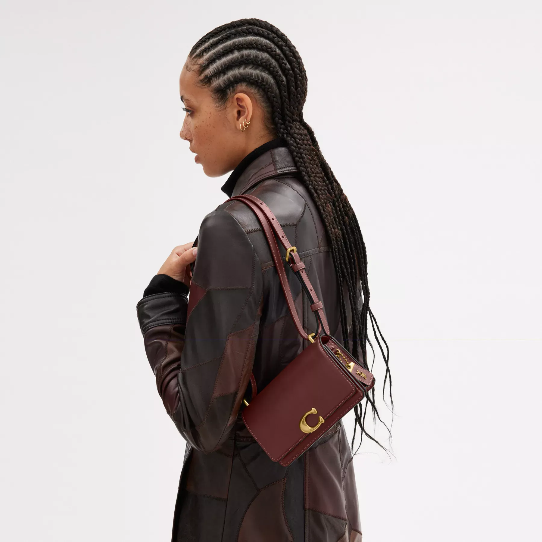 Bandit Crossbody Wine Bandit Crossbody Wine