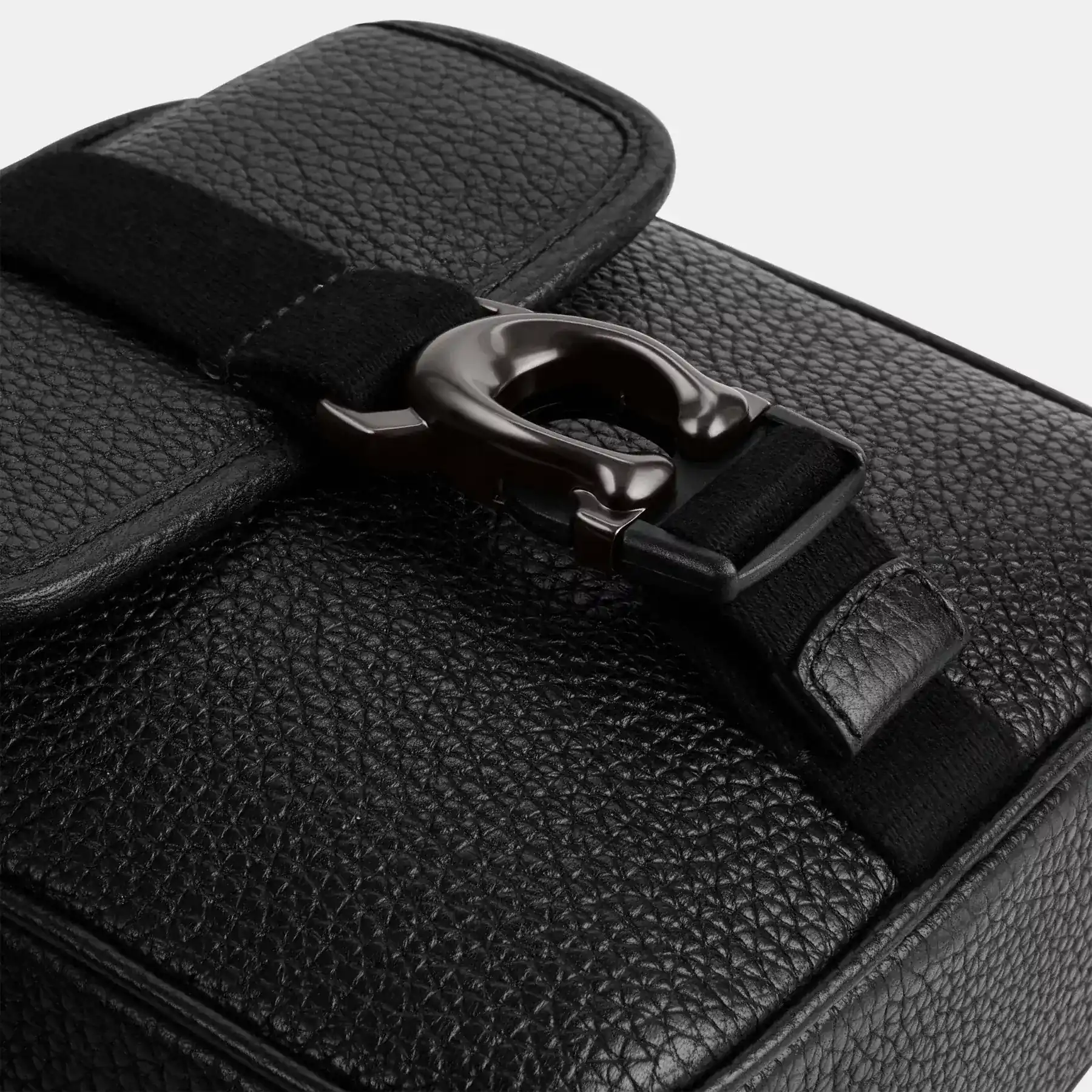 Beck Crossbody Black Beck Crossbody Black