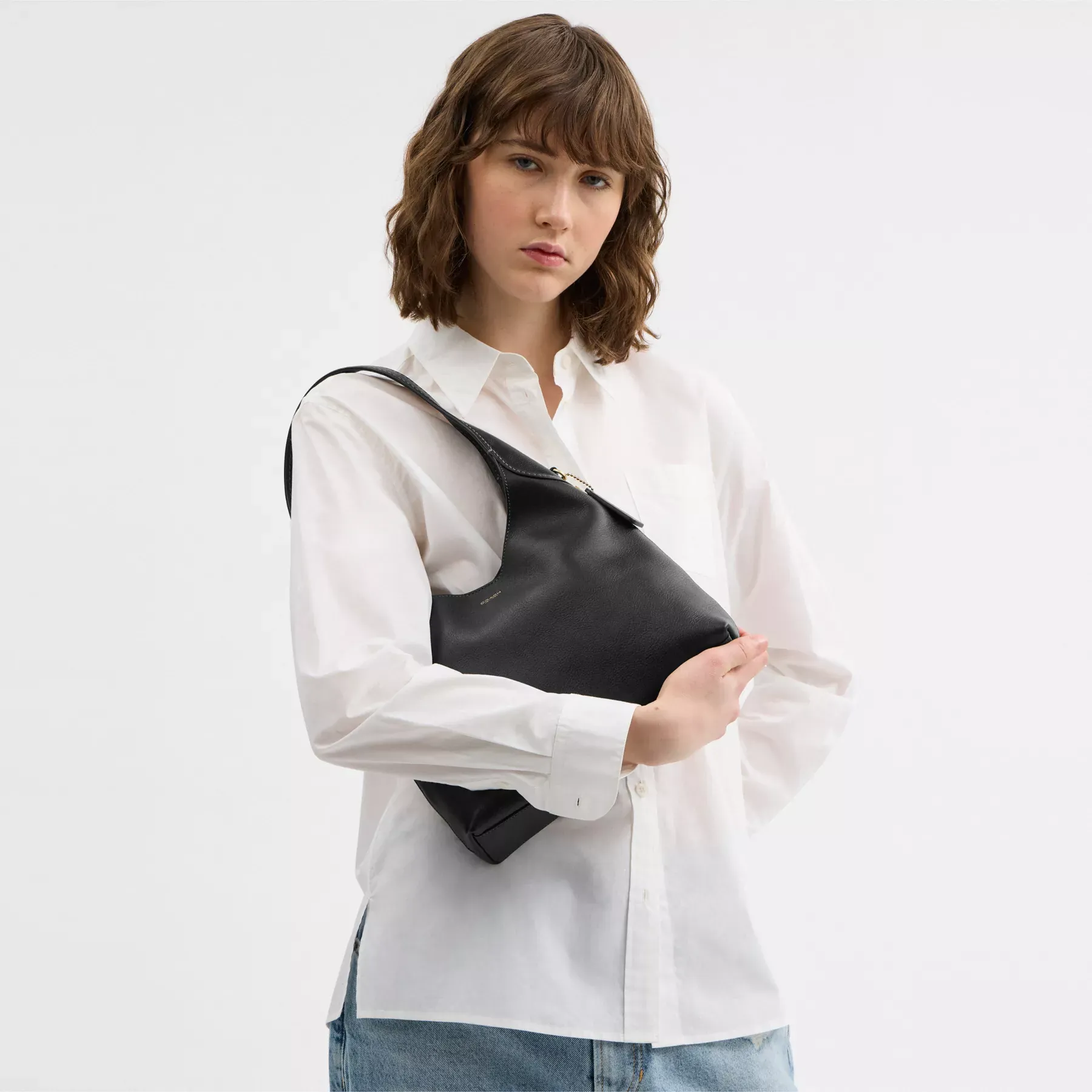 Brooklyn Shoulder Bag 28 Black Brooklyn Shoulder Bag 28 Black