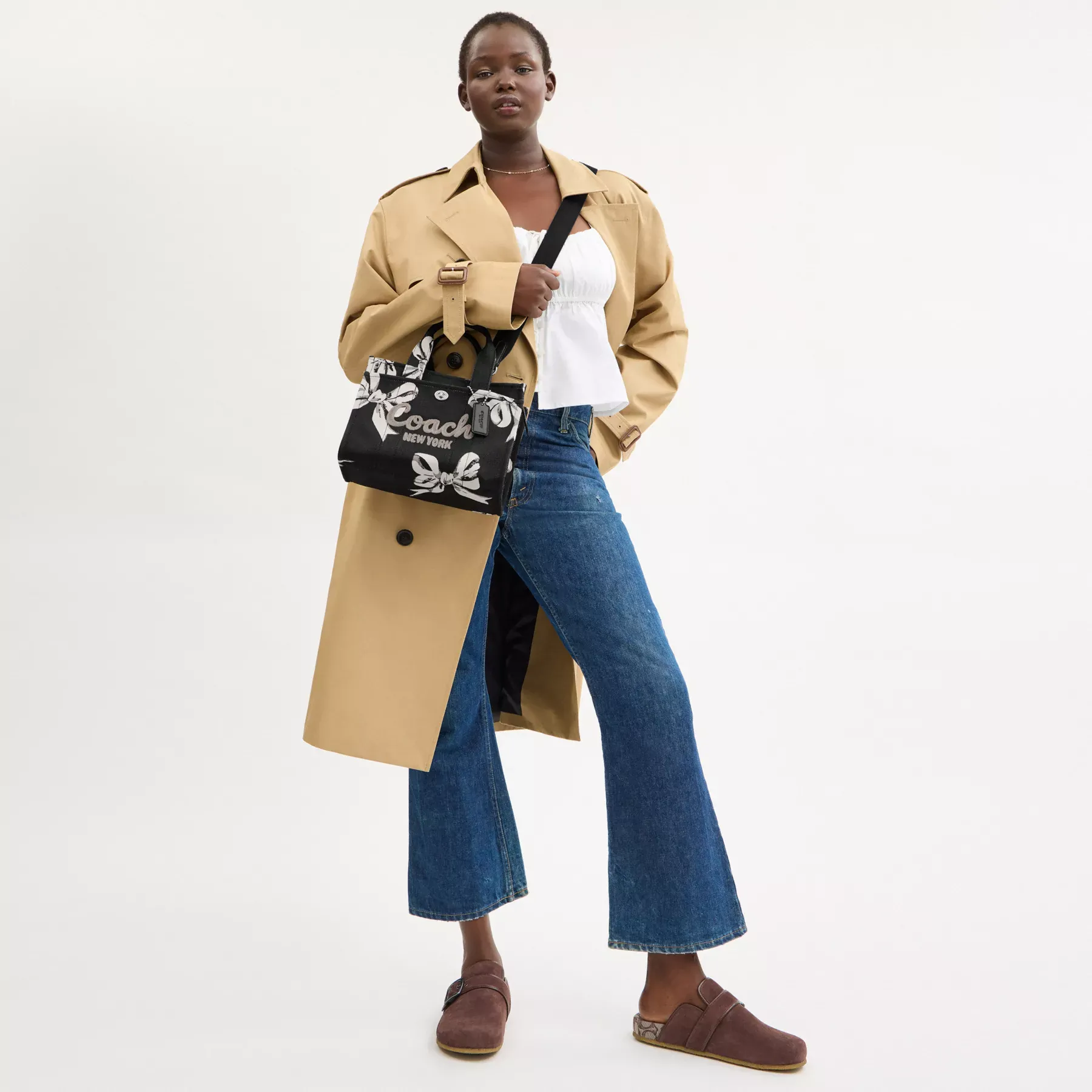 Cargo Tote Bag 26 With Bow Print Black Multi Cargo Tote Bag 26 With Bow Print Black Multi