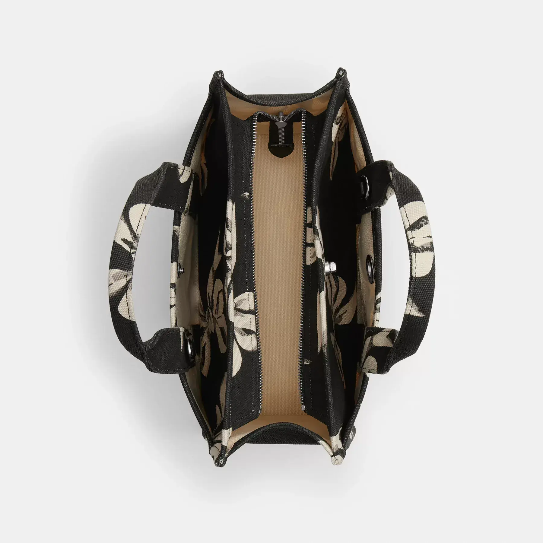 Cargo Tote Bag 26 With Bow Print Black Multi Cargo Tote Bag 26 With Bow Print Black Multi