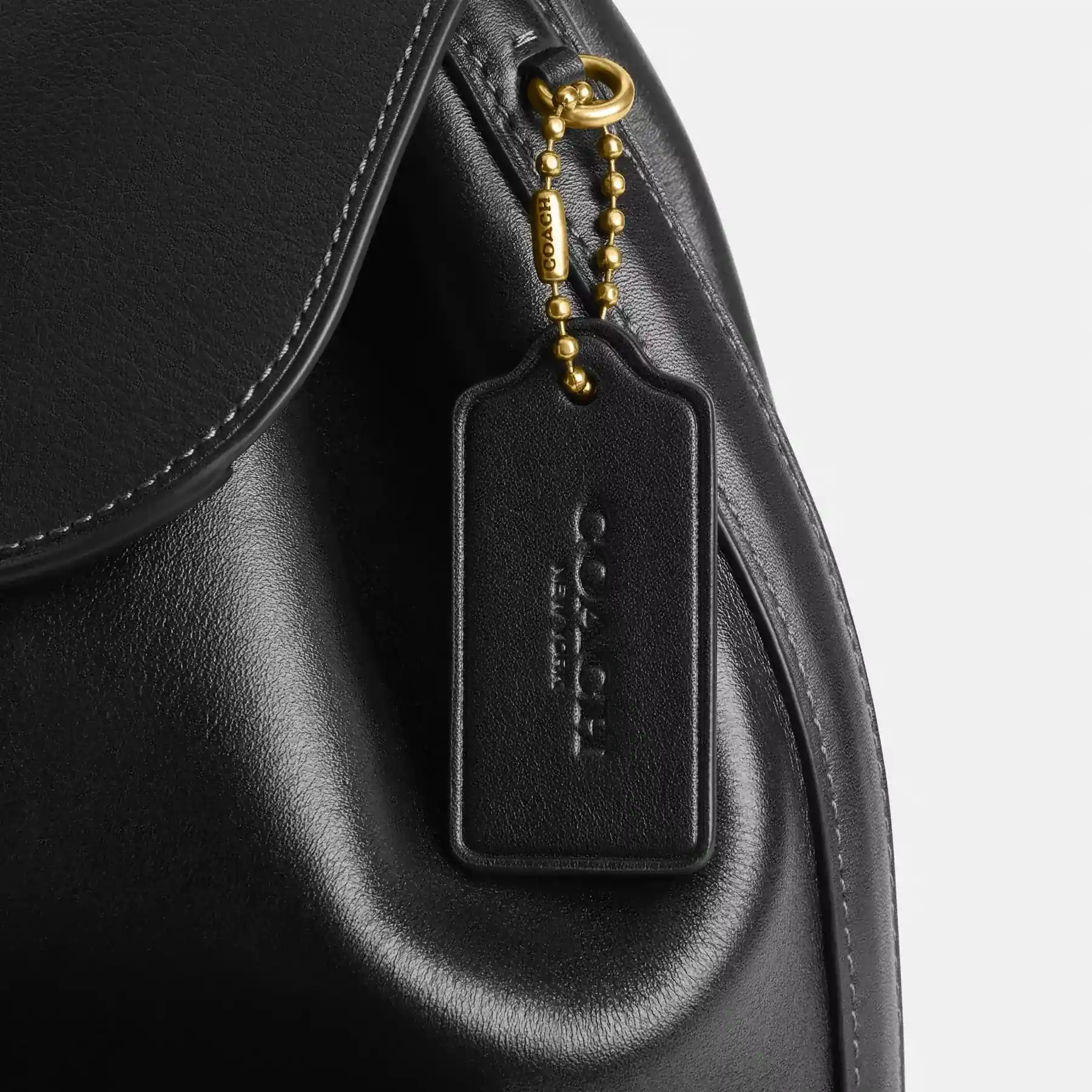 Crosby Backpack 28 Black Crosby Backpack 28 Black