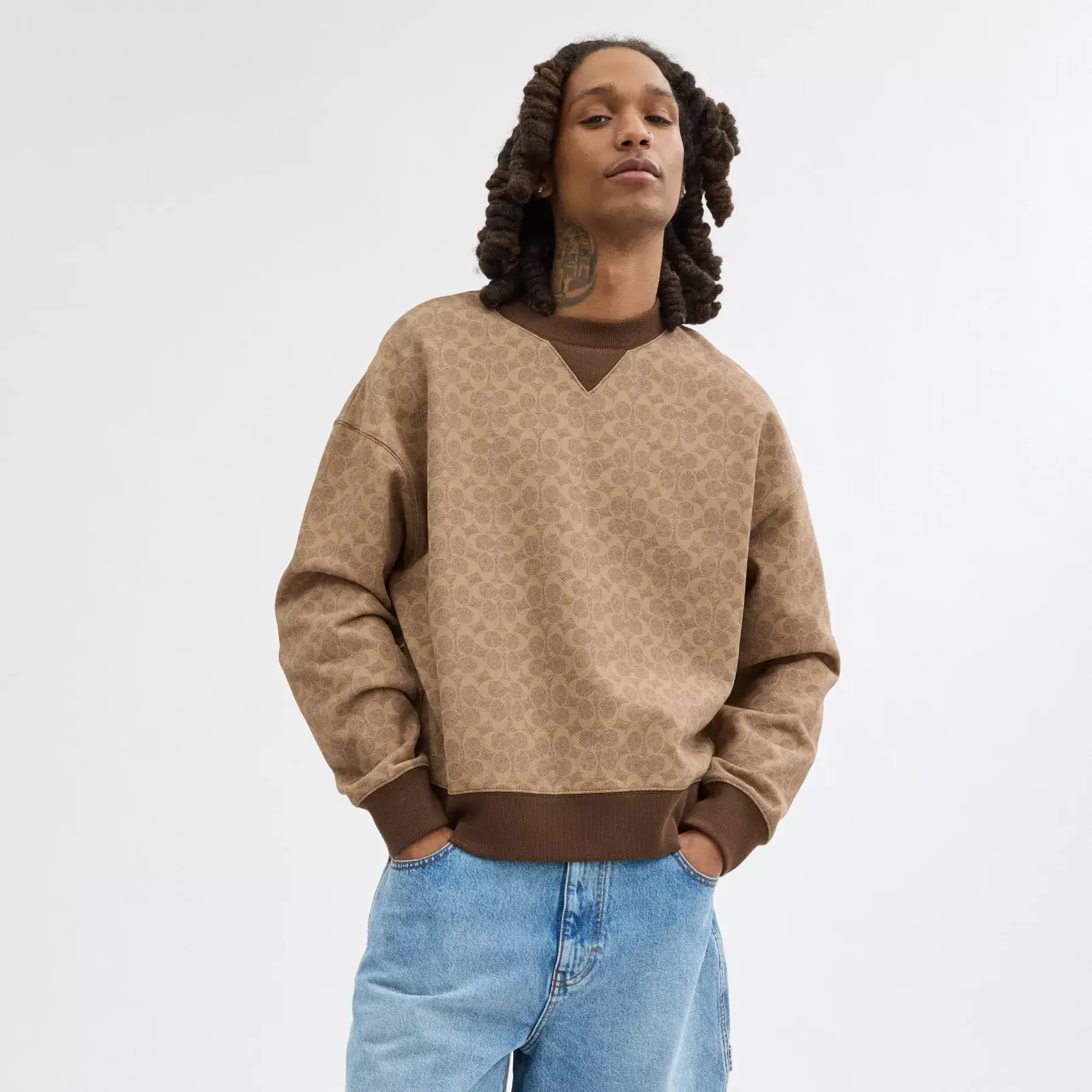 Essential Signature Crewneck Tan Signature