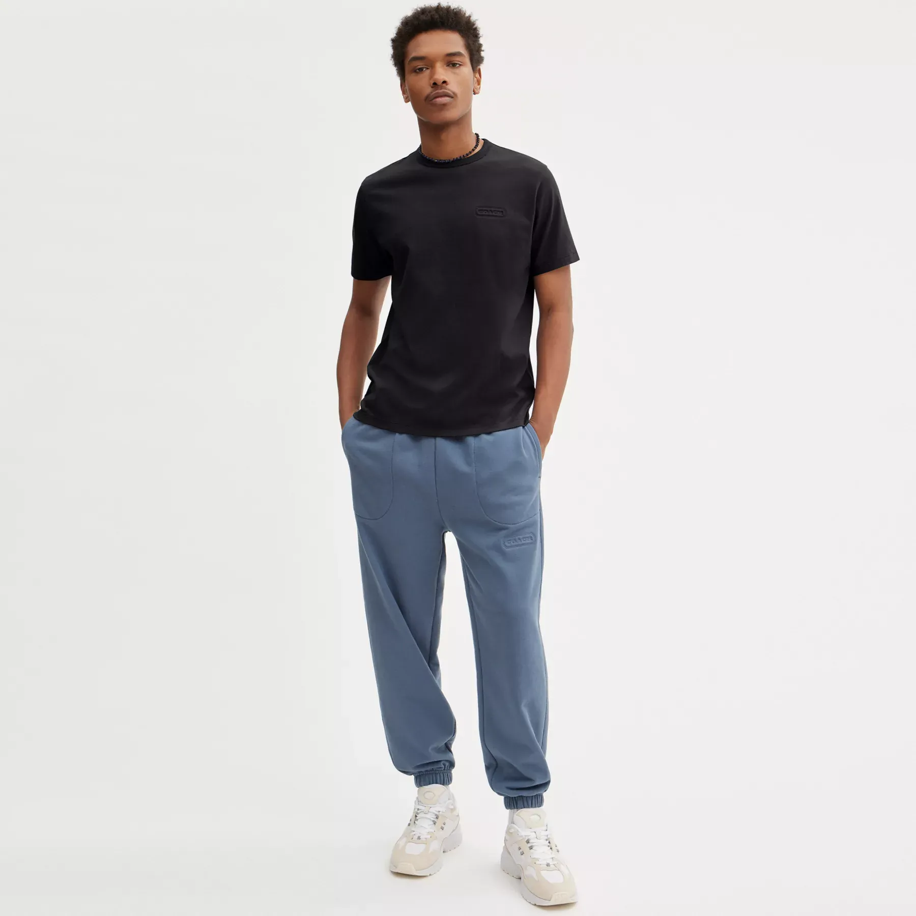 Essential T-Shirt Black