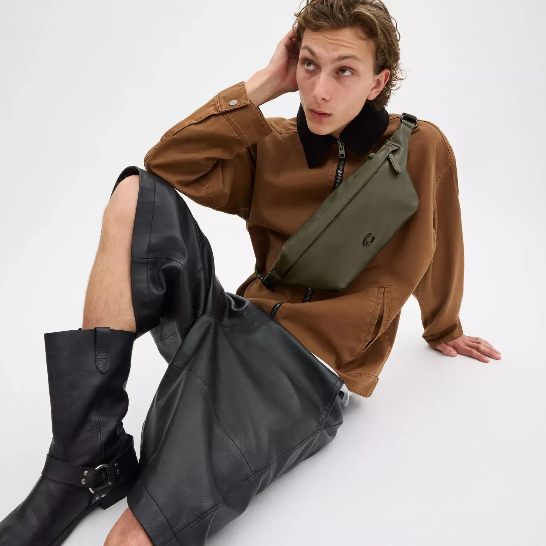 Hall Belt Bag Army Green Hall Belt Bag Army Green