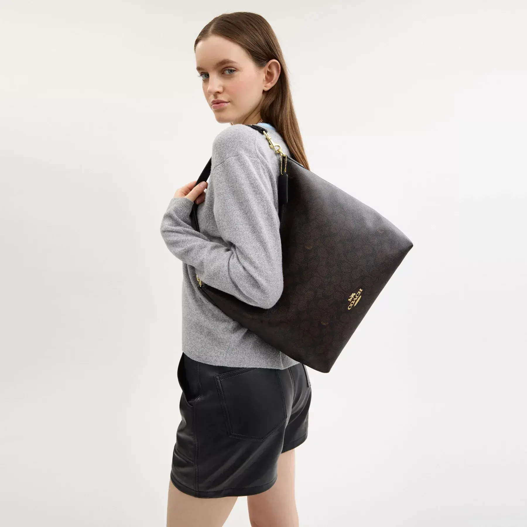 Laurel Large Shoulder Bag In Signature Canvas Walnut/Black Laurel Large Shoulder Bag In Signature Canvas Walnut/Black