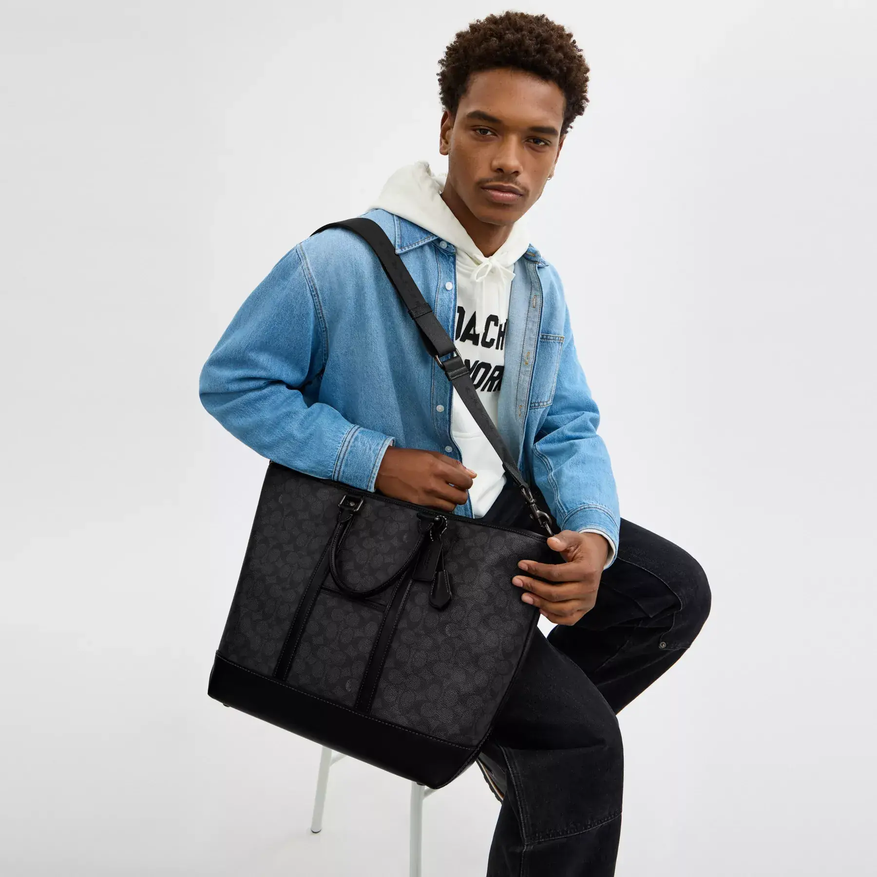 Metropolitan Carryall In Signature Canvas Charcoal Metropolitan Carryall In Signature Canvas Charcoal