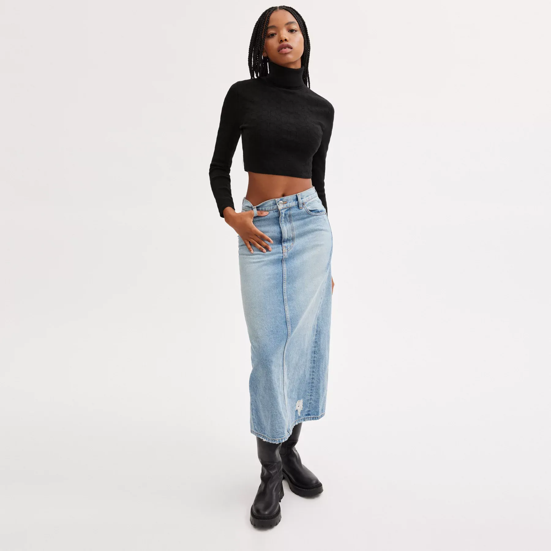 Signature Knit Cropped Turtleneck Black