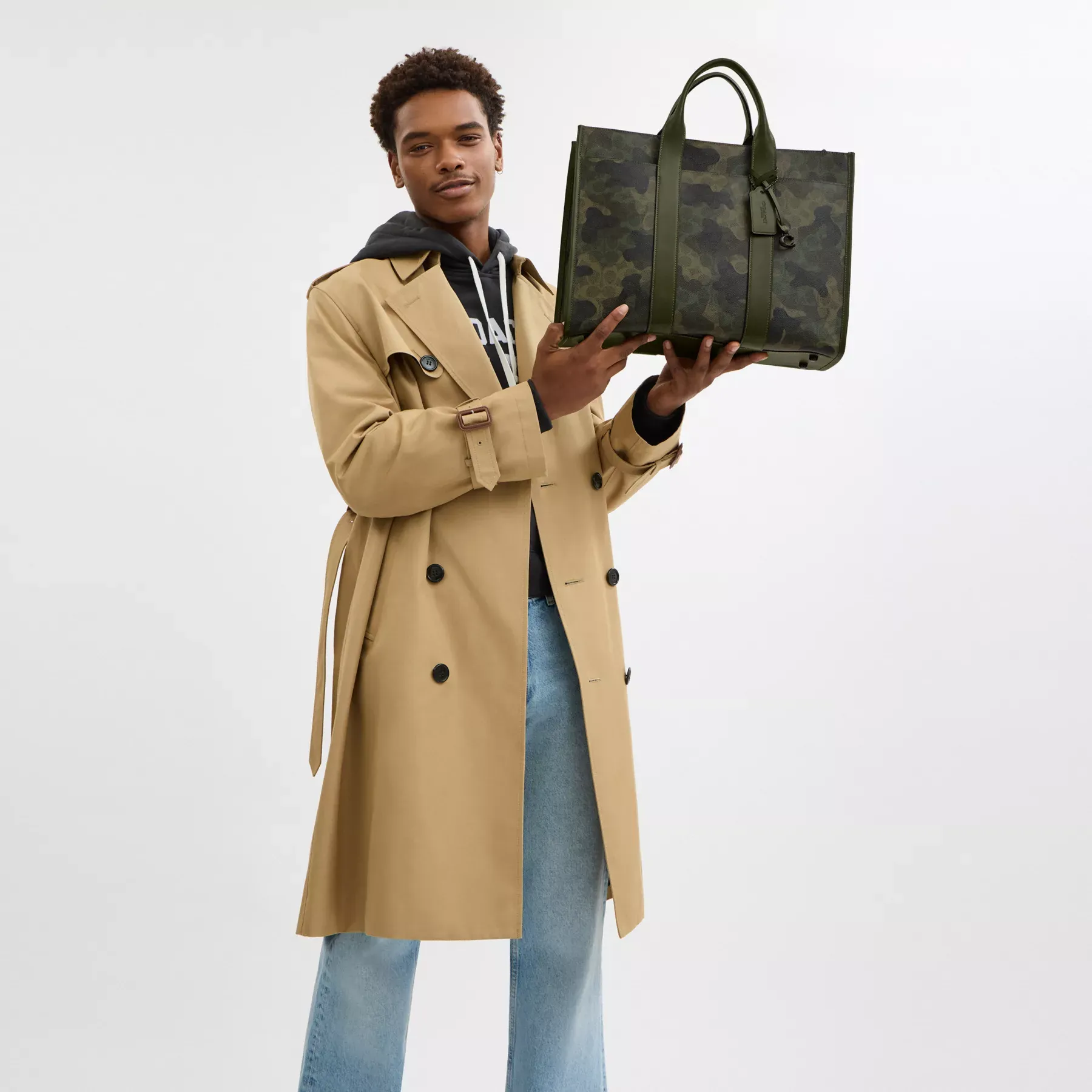 Wesley Tote In Signature Camo Print Signature Camo Wesley Tote In Signature Camo Print Signature Camo